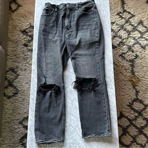 Abercrombie Black Ultra High Rise Ankle Straight Leg Jeans 26 short